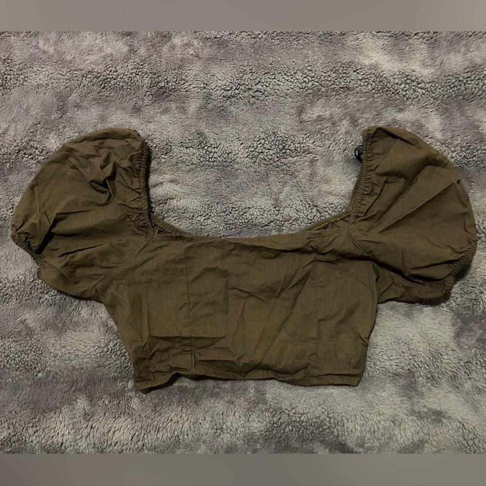 H&M Brown Open Back Puff Sleeve Crop Top